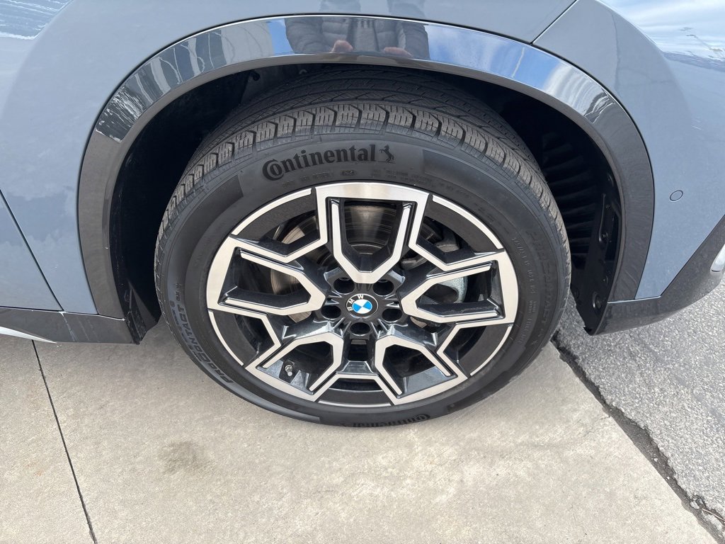 Used 2025 BMW X1 xDrive28i w/ Technology Package image 12