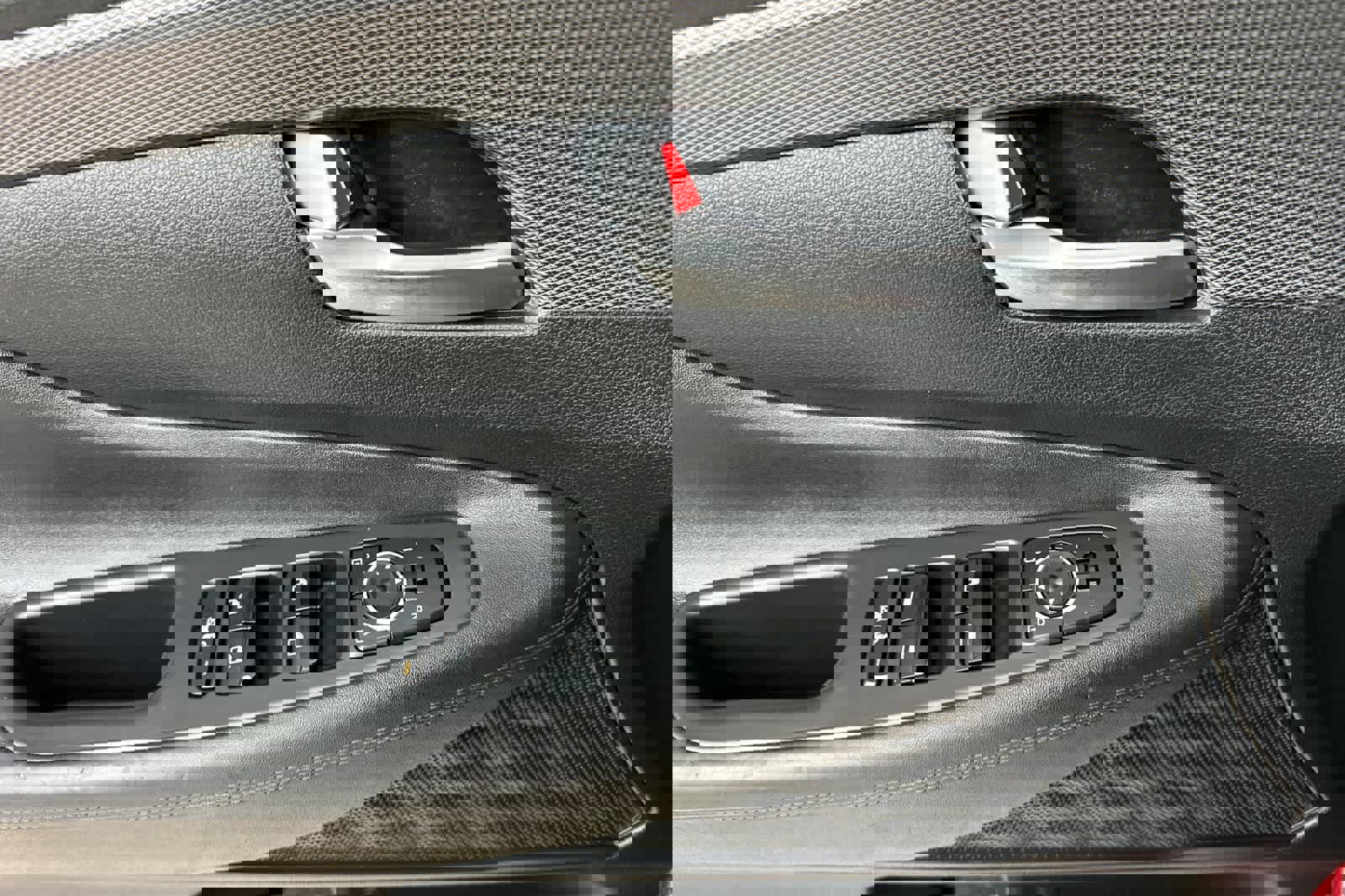 Used 2019 Hyundai Santa Fe SE image 12