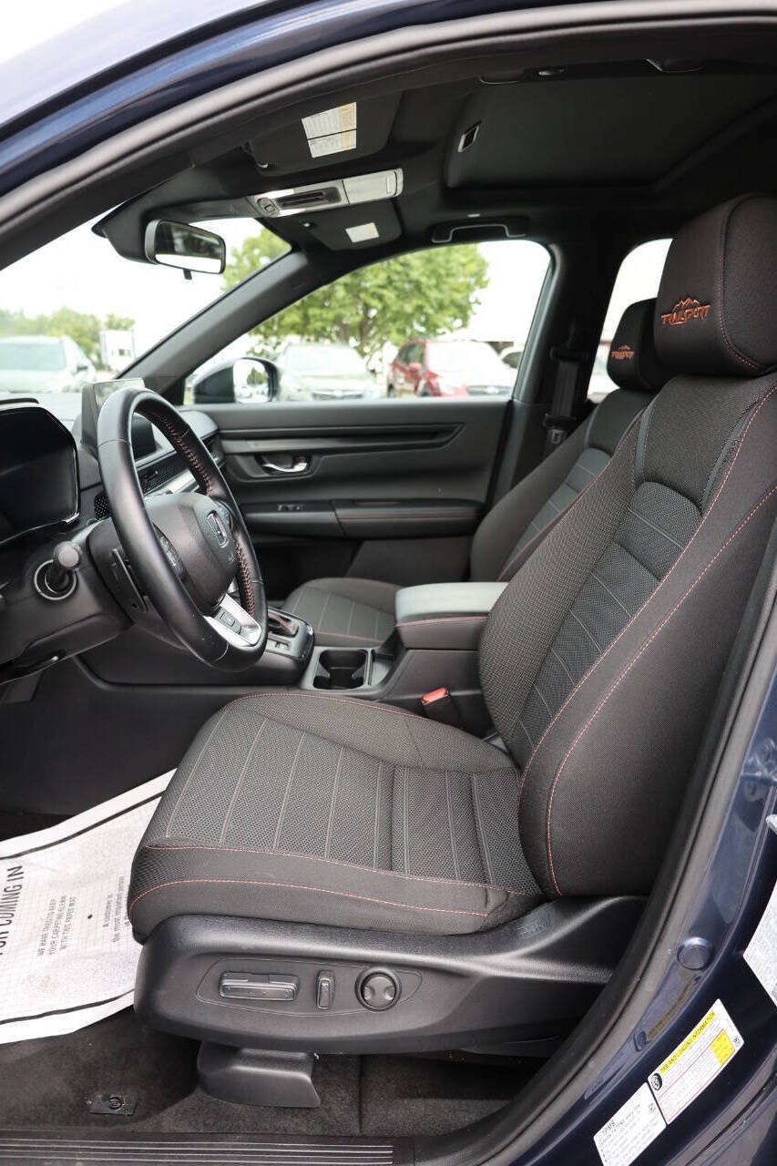 Used 2026 Honda CR-V TrailSport image 13