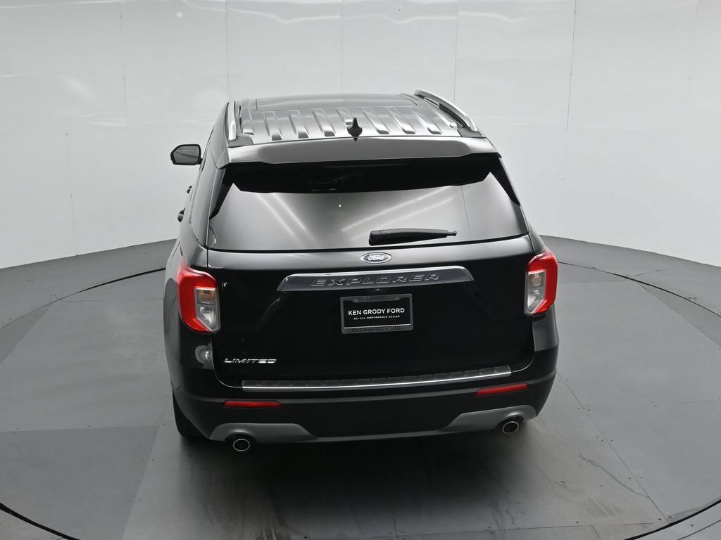 Certified 2022 Ford Explorer Limited w/ Equipment Group 301A RWD image 40