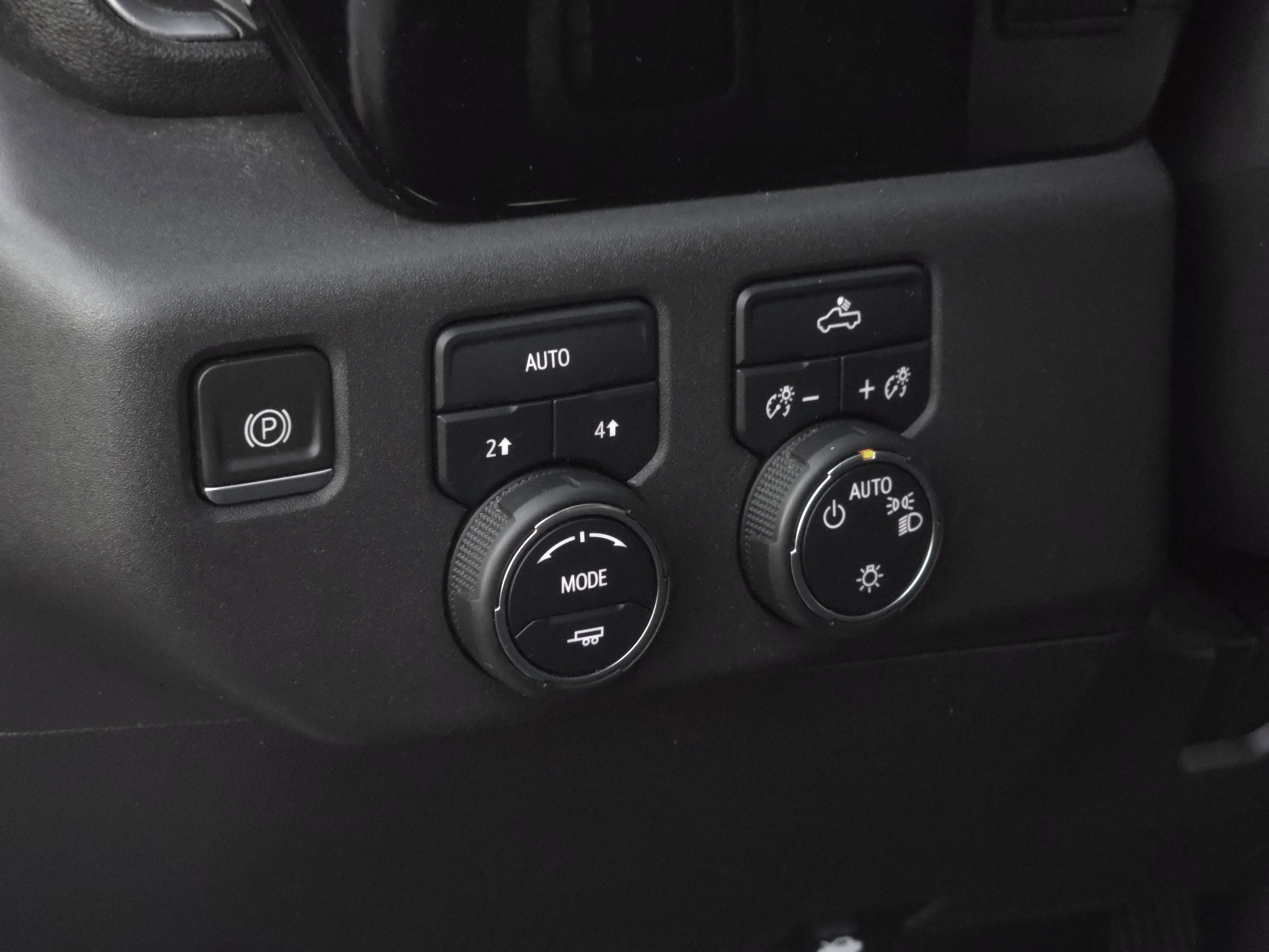 Used 2022 Chevrolet Silverado 1500 LT image 24