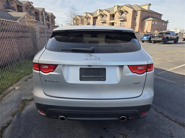 Used 2020 Jaguar F-PACE Premium image 7