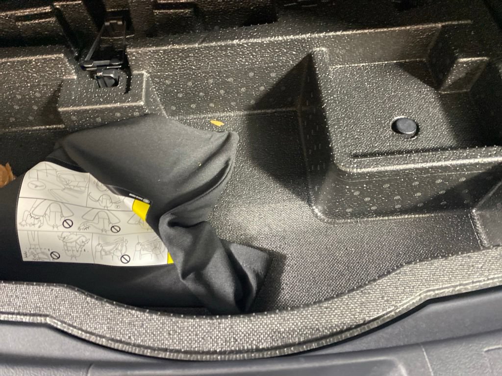 Used 2020 Lexus UX 250h F Sport w/ F Sport Premium Package AWD/4WD image 30