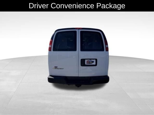 Certified 2026 Chevrolet Express 3500 w/ Driver Convenience Package RWD image 6