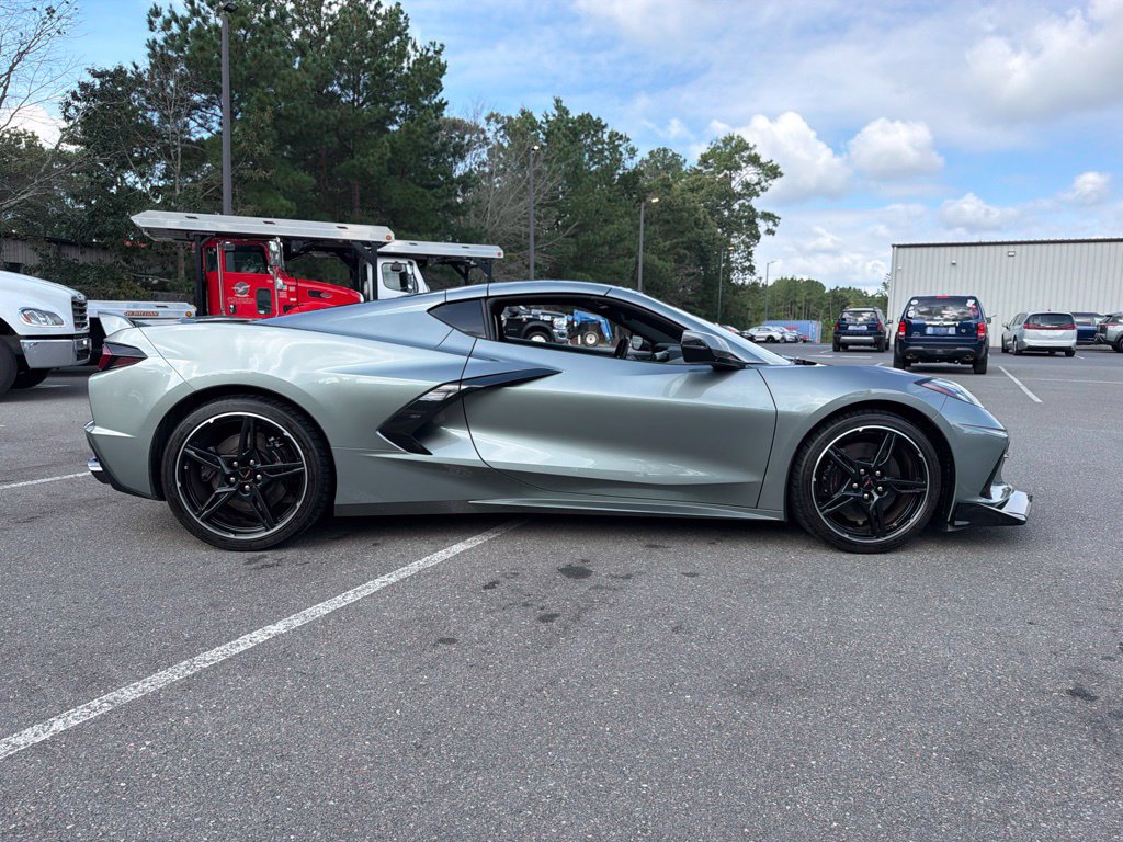 Used 2023 Chevrolet Corvette Stingray Preferred Cpe w/ Z51 Performance Package RWD image 5