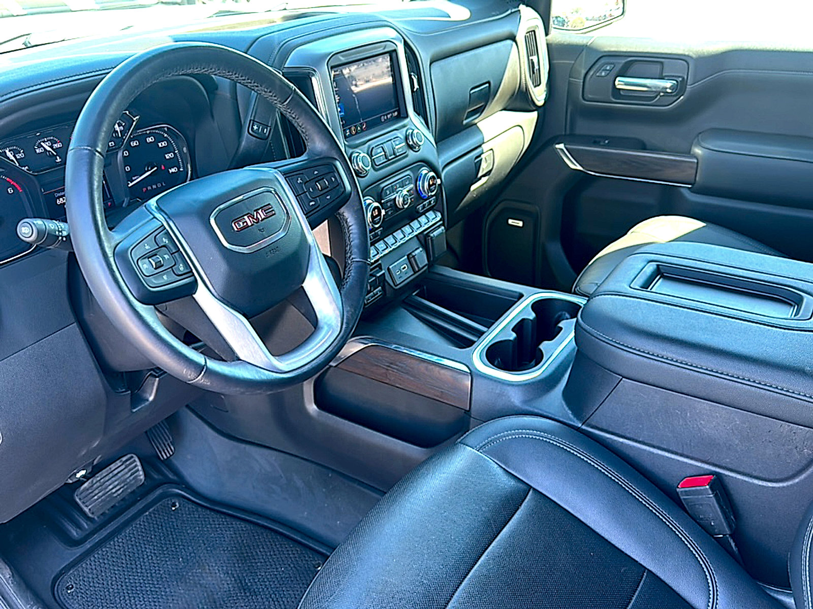 Used 2022 GMC Sierra 1500 SLT image 12