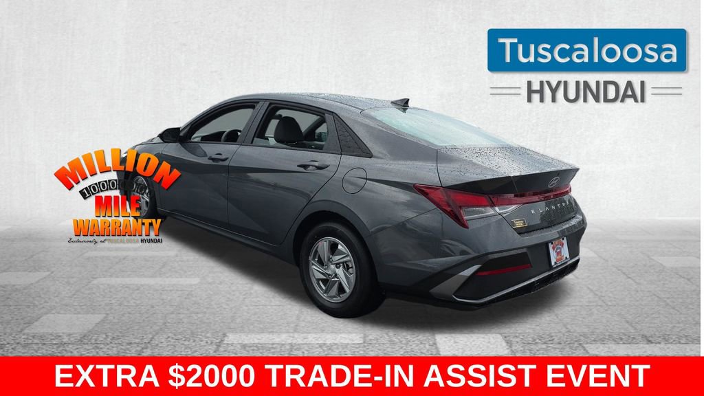 New 2026 Hyundai Elantra SE FWD image 5
