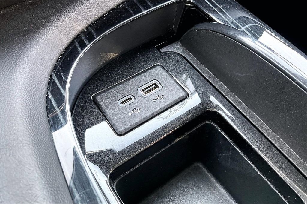 Used 2023 Cadillac Escalade Sport image 32