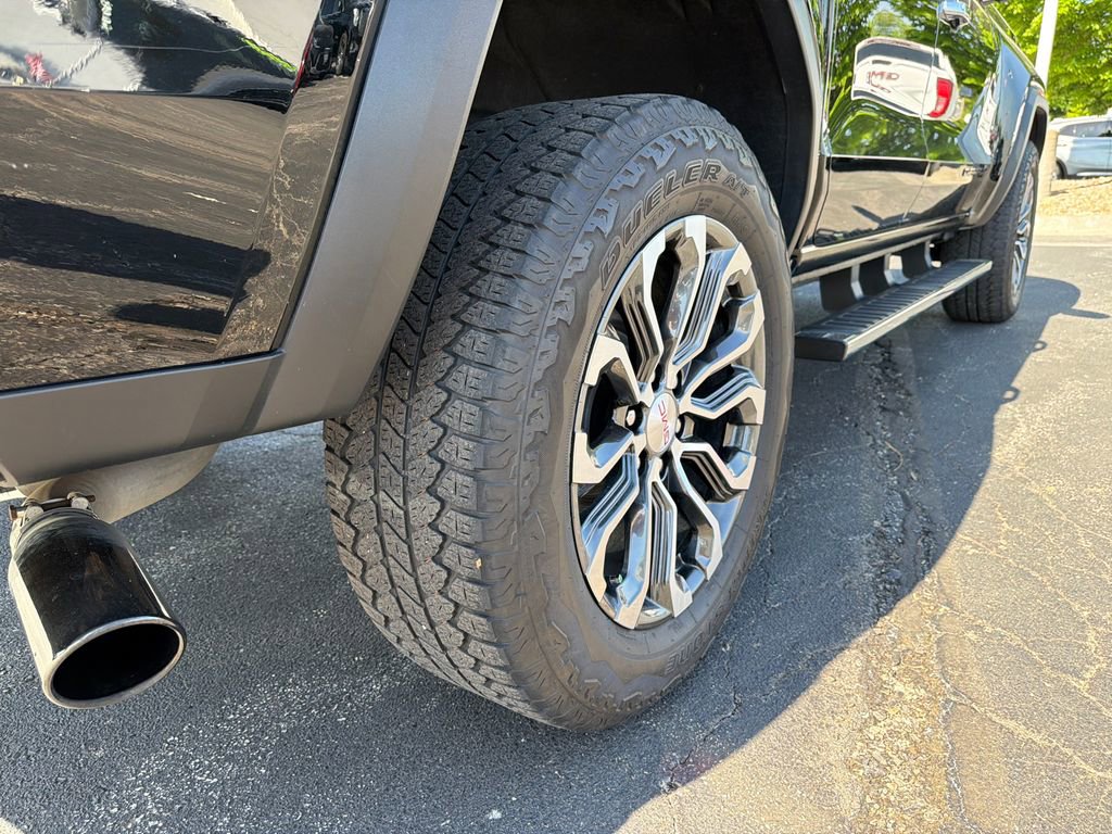 Used 2024 GMC Canyon Denali AWD/4WD image 6
