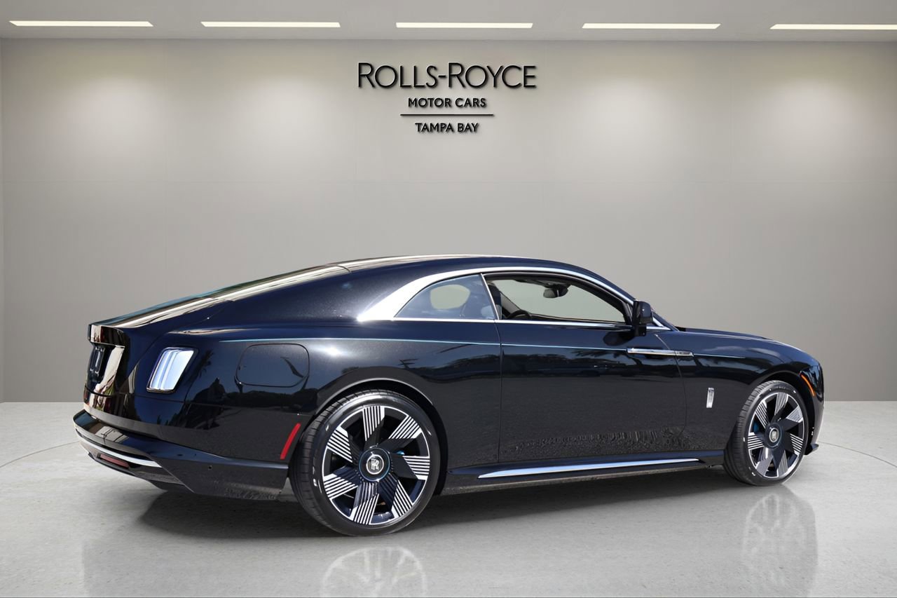 New 2026 Rolls-Royce Spectre image 2