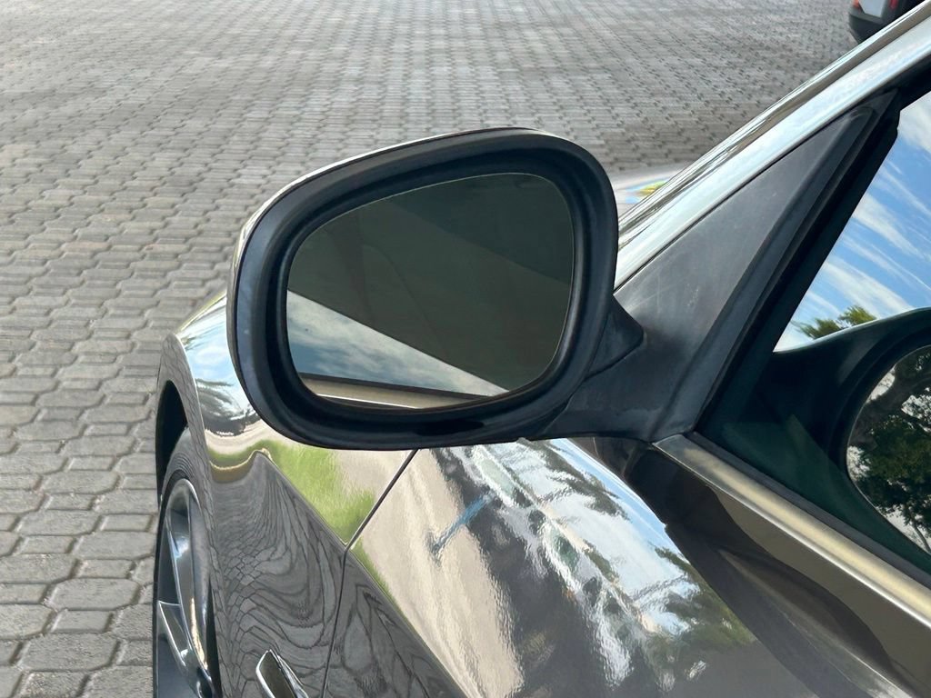 Used 2010 BMW 328i Convertible RWD image 15