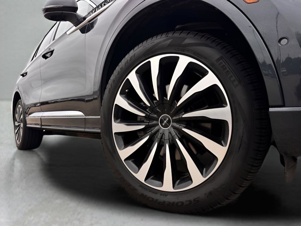 Used 2023 Lincoln Aviator Black Label Grand Touring AWD/4WD image 32