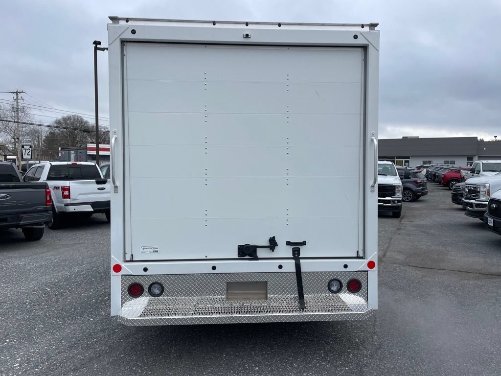 New 2024 Ford E-450 and Econoline 450 Super Duty w/ Driver's Safety Package RWD image 5