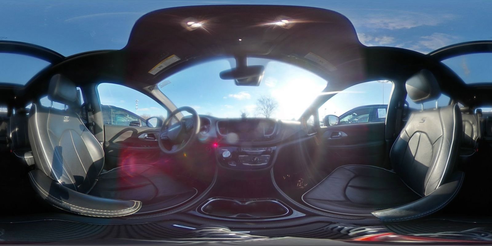 Used 2025 Chrysler Pacifica Limited image 47