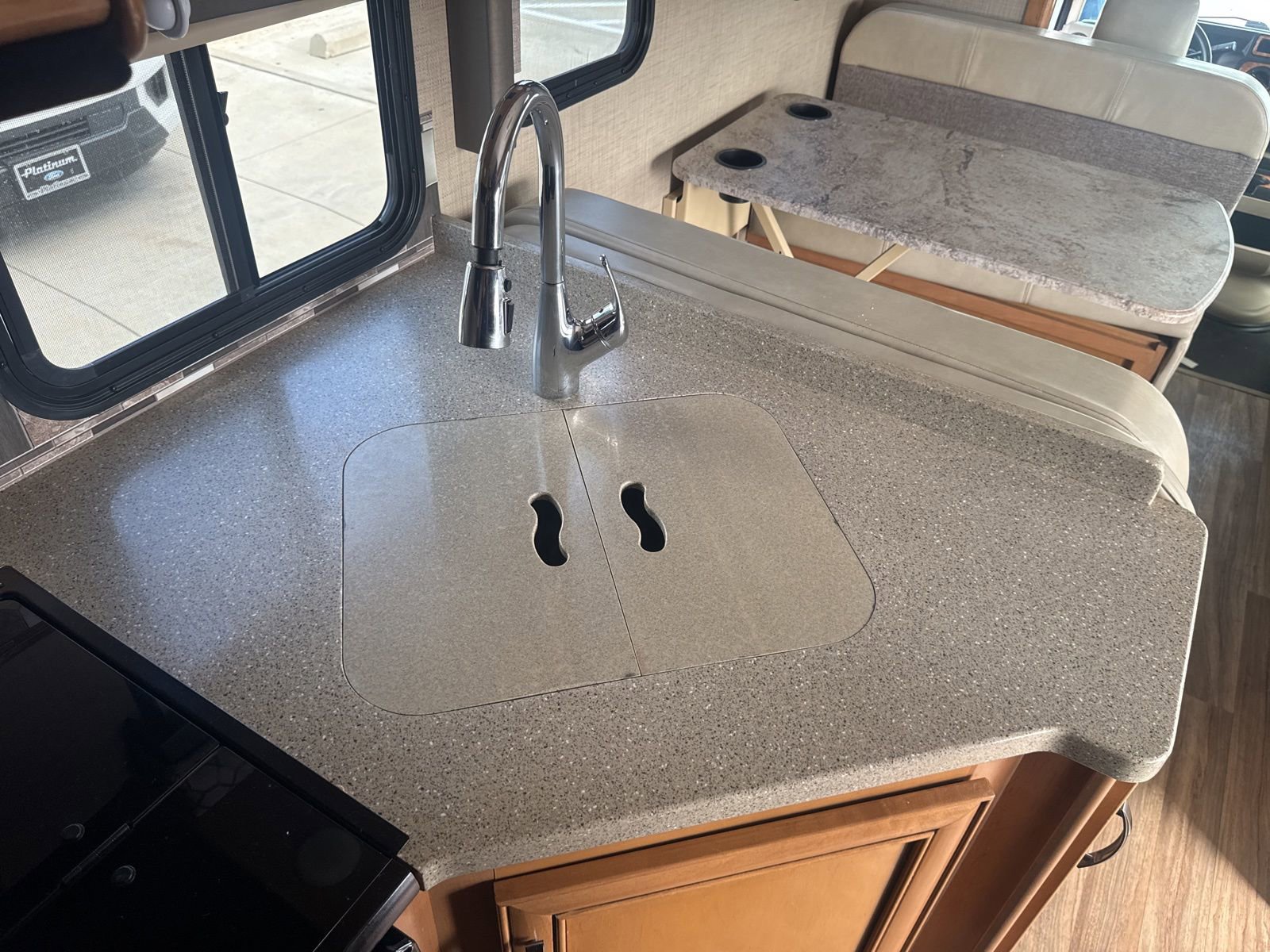 Used 2018 Ford E-450 and Econoline 450 Super Duty w/ Motorhome Prep Package RWD image 27