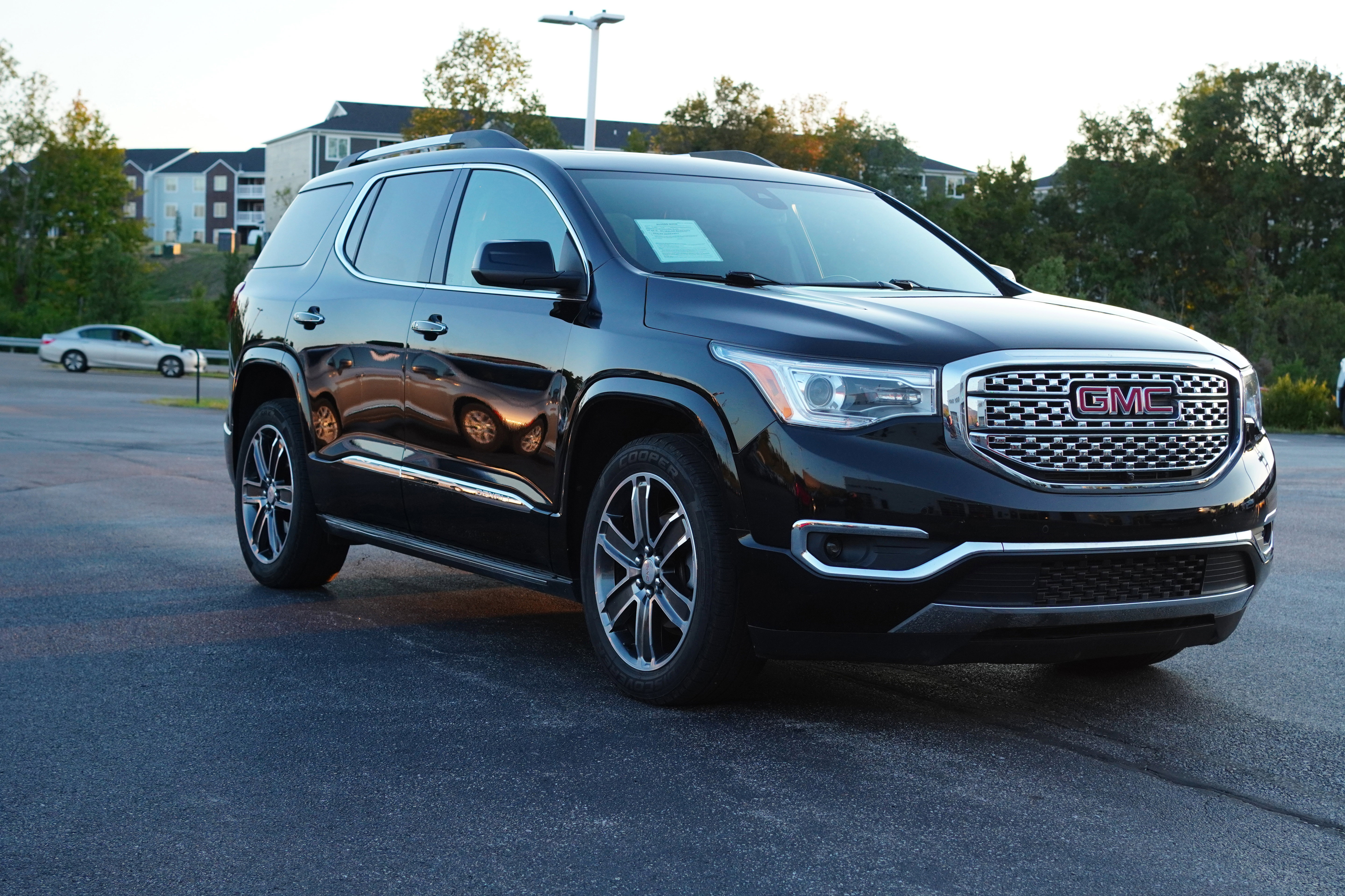 Used 2018 GMC Acadia Denali w/ Technology Package