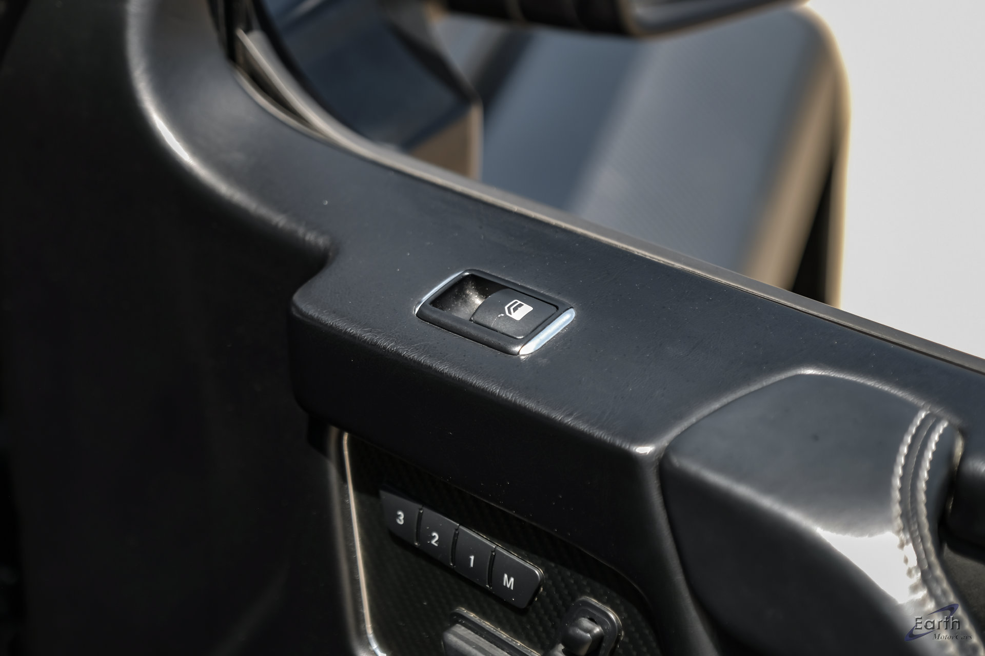 Used 2017 Mercedes-Benz G 550 Squared image 89