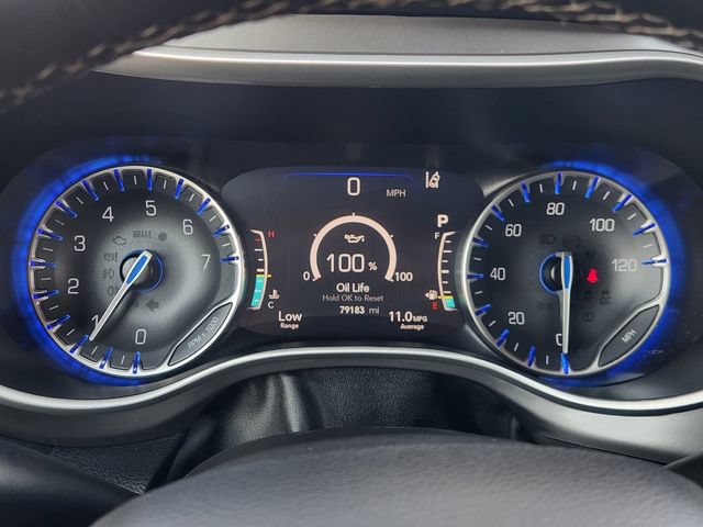 Used 2023 Chrysler Pacifica Touring-L FWD image 19