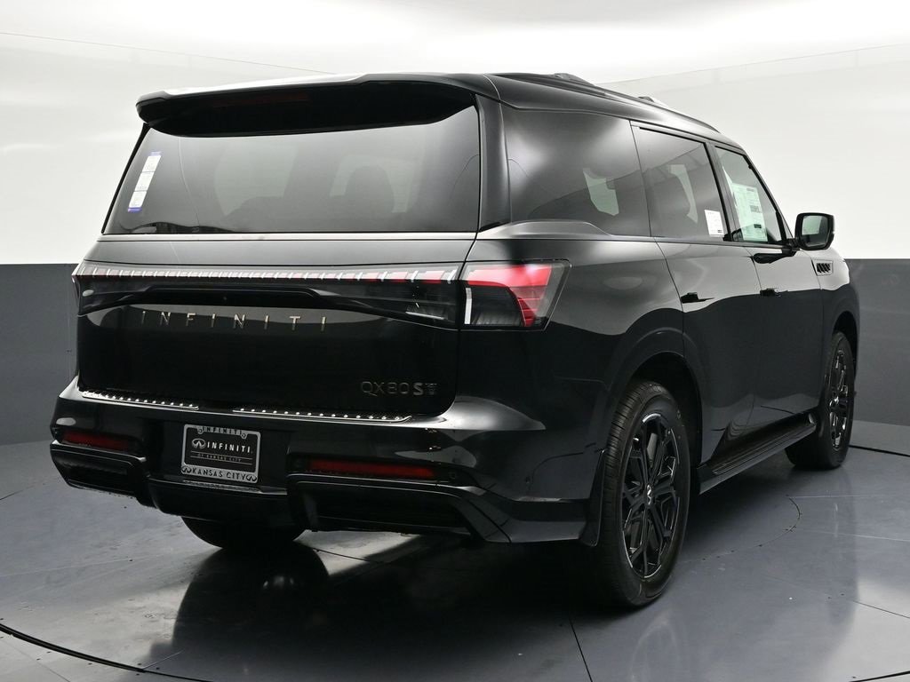 New 2026 INFINITI QX80 4WD image 4