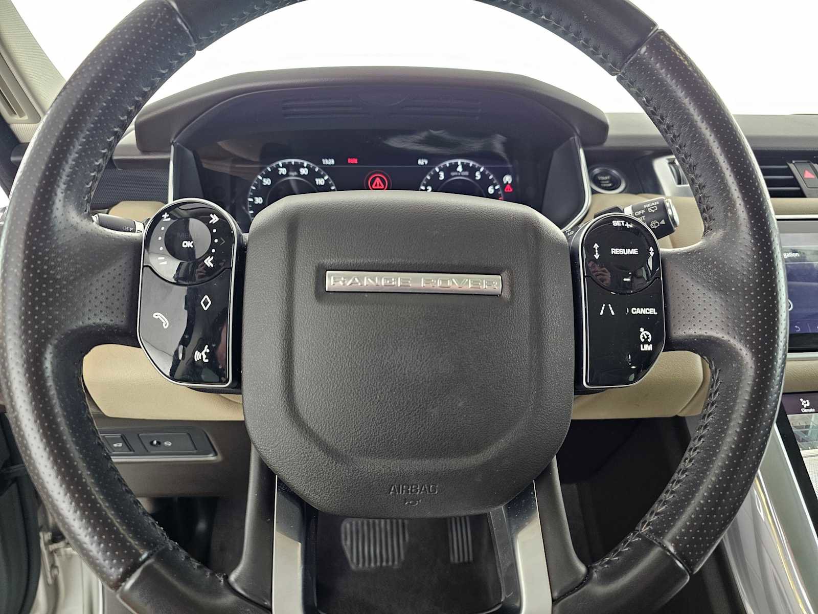 Used 2018 Land Rover Range Rover Sport HSE image 22