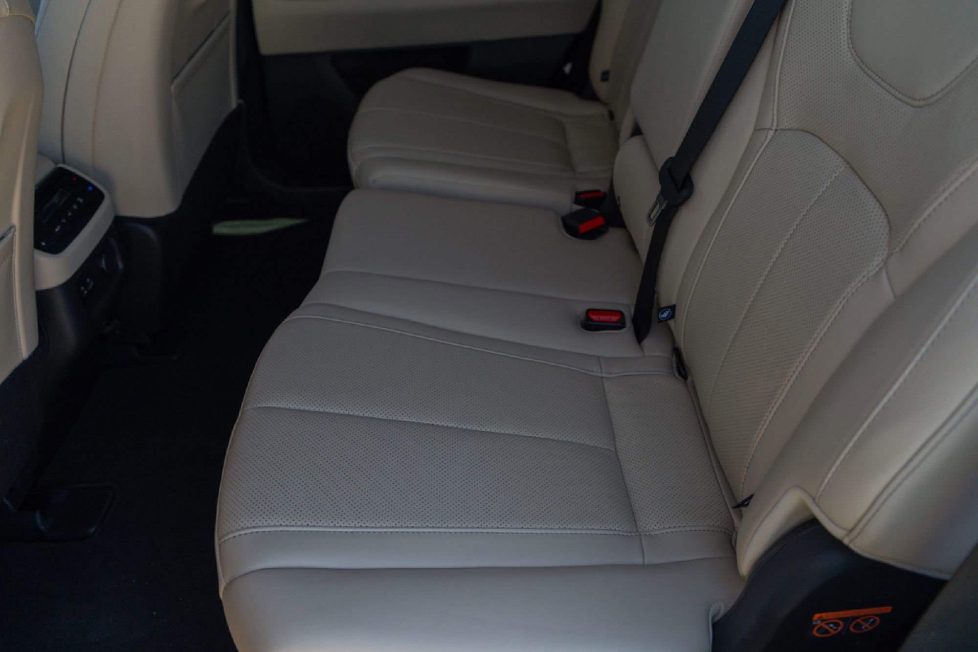 Certified 2023 INFINITI QX60 Luxe w/ Vision Package image 25