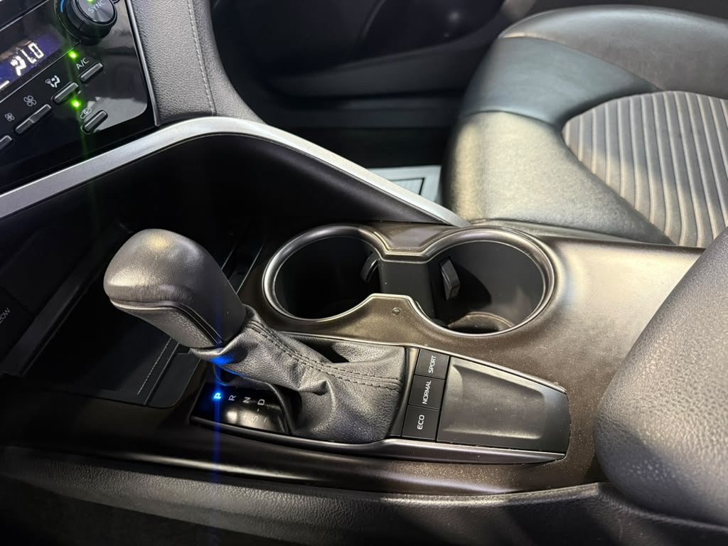 Used 2023 Toyota Camry SE FWD image 31