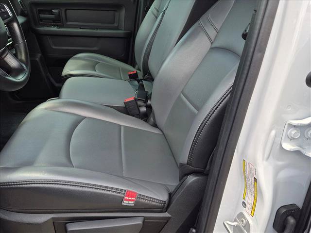 Used 2025 RAM 2500 Tradesman w/ Chrome Appearance Group AWD/4WD image 15