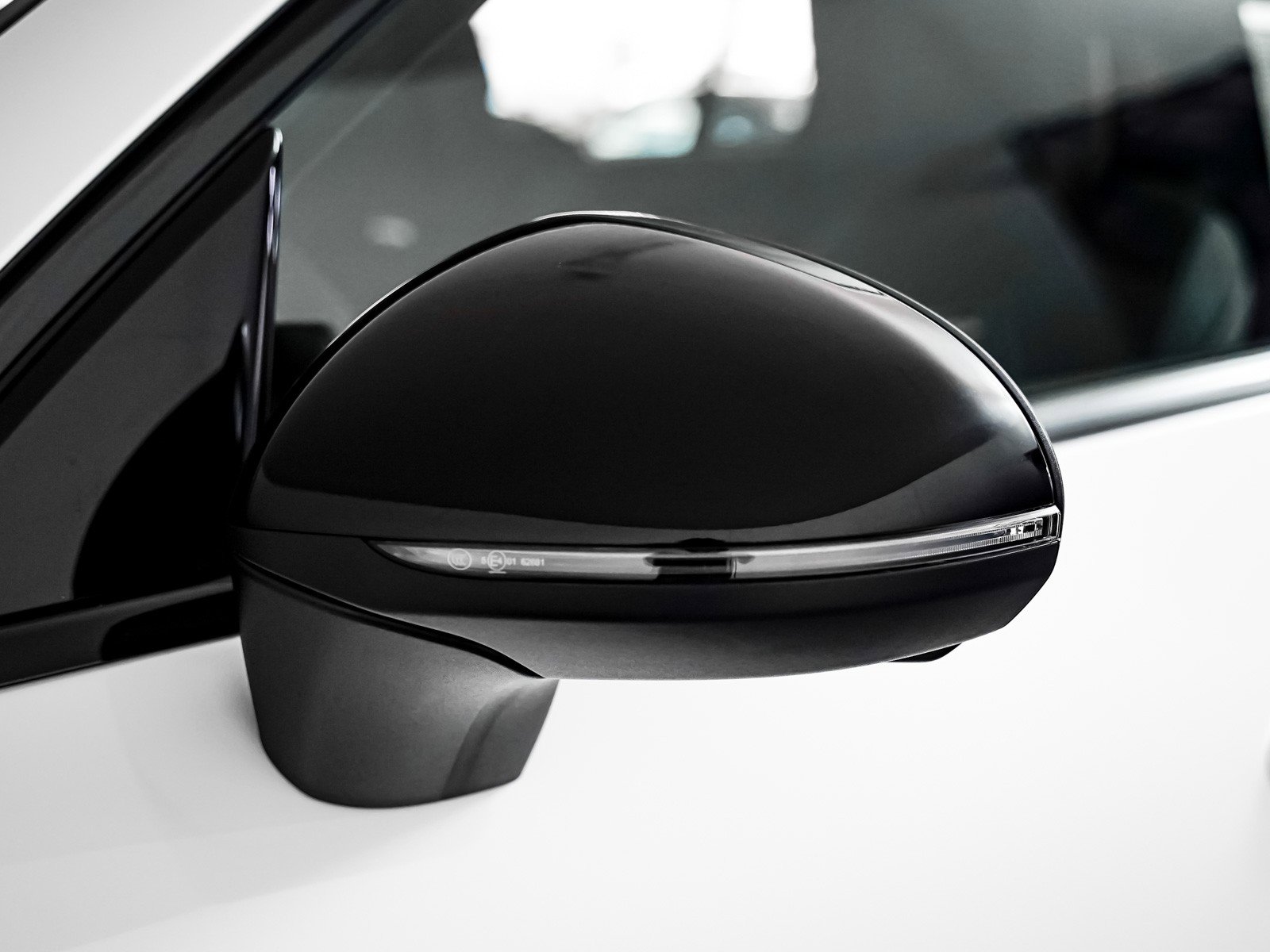 New 2026 Mercedes-Benz GLC 43 AMG 4MATIC image 24