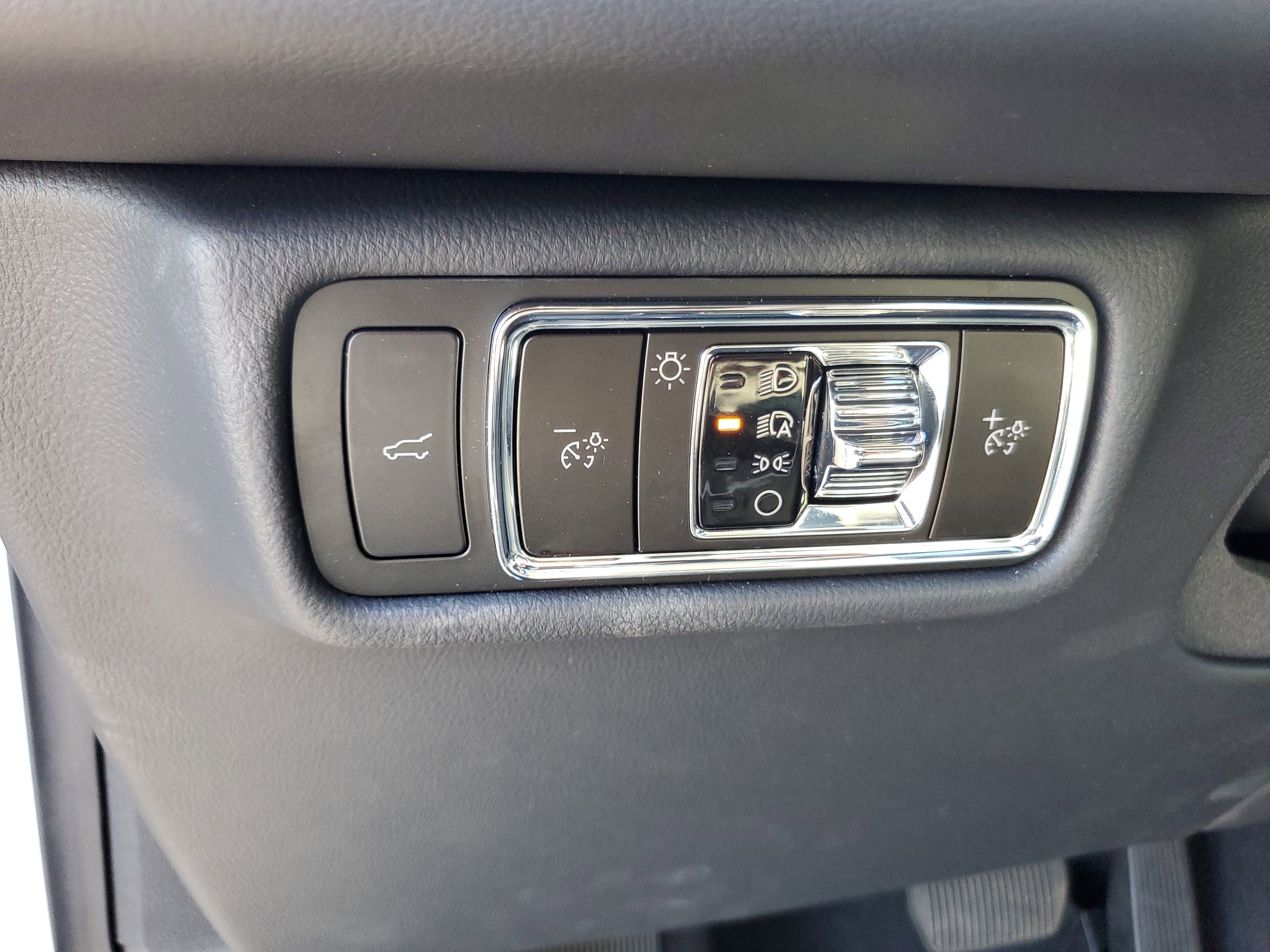 New 2026 Lincoln Aviator AWD image 13