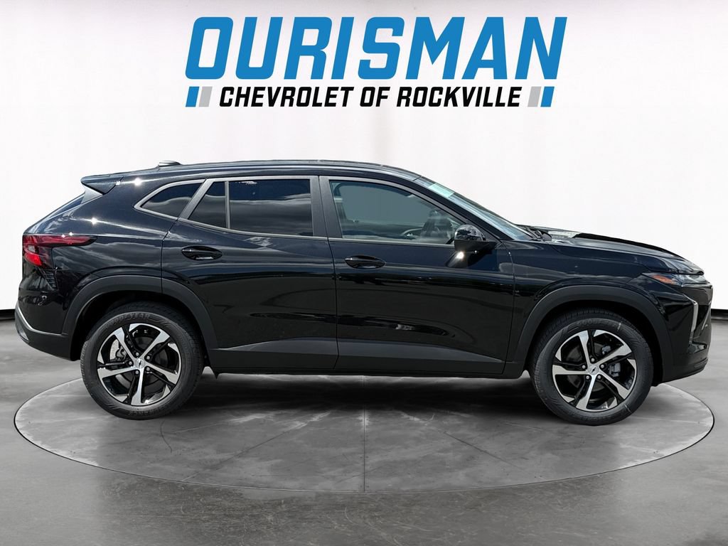 New 2026 Chevrolet Trax RS w/ Sunroof Package FWD image 7