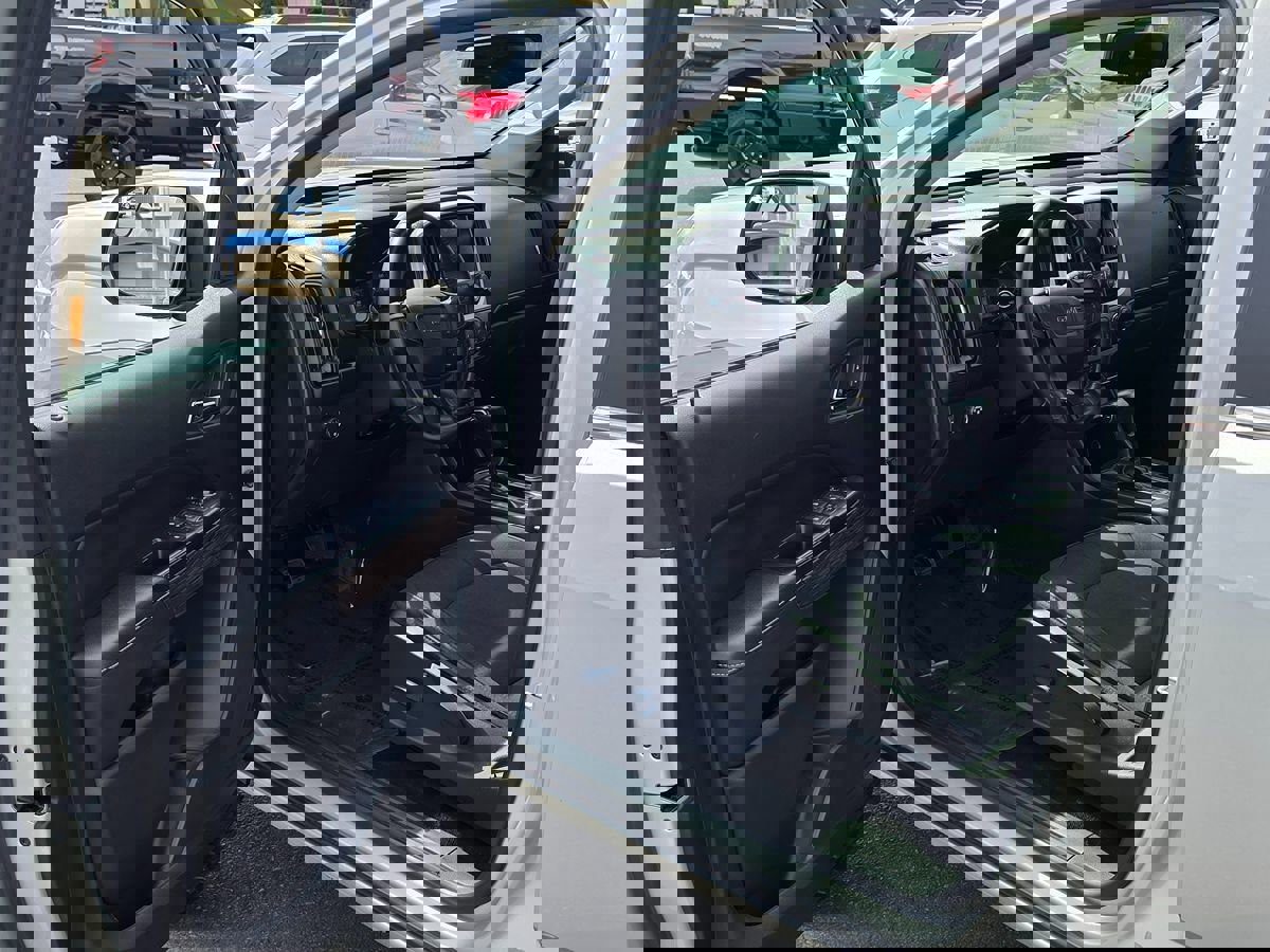 Used 2018 GMC Canyon SLE w/ SLE Convenience Package image 41