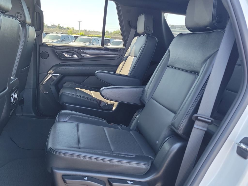 Used 2024 GMC Yukon Denali AWD/4WD image 26