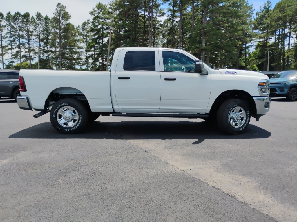 New 2026 RAM 2500 Tradesman AWD/4WD image 4