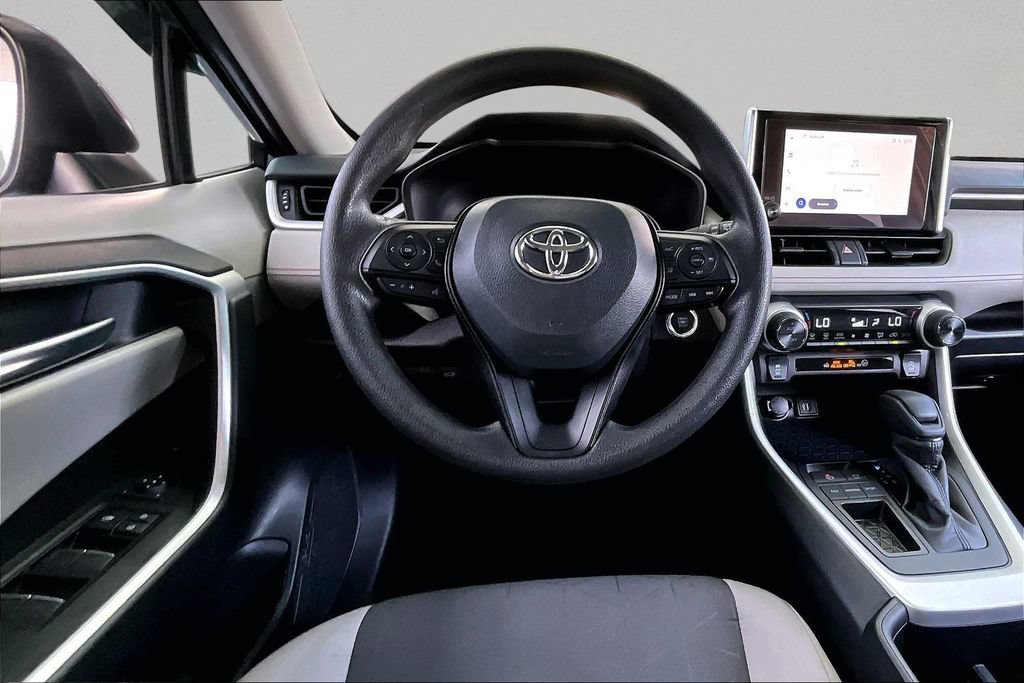 Used 2025 Toyota RAV4 XLE w/ Convenience Package FWD image 11