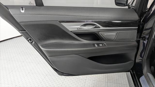 Used 2019 BMW 740i 740I w/ M Sport Package image 17