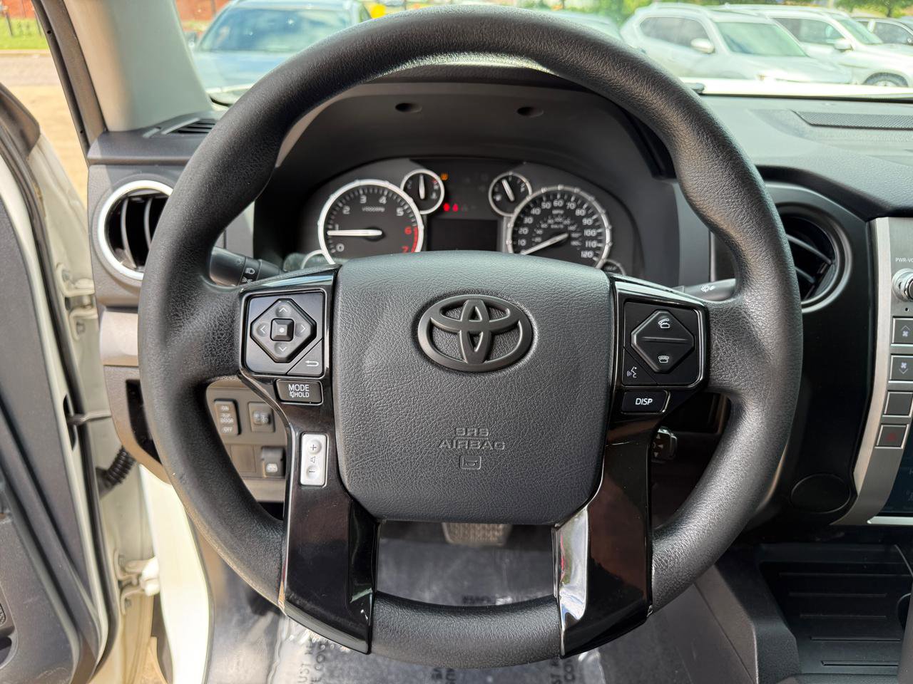 Used 2014 Toyota Tundra SR5 w/ SR5 Upgrade Package RWD image 9
