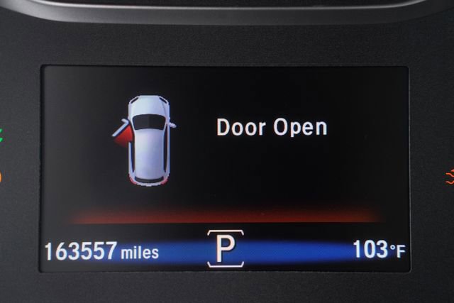 Used 2017 Honda Pilot Touring image 28