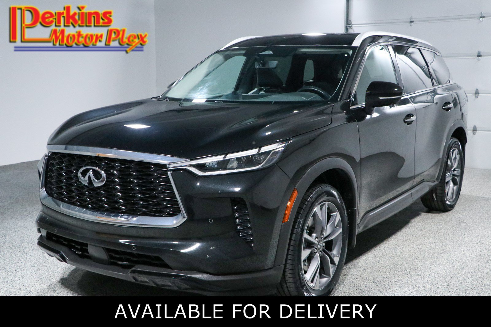 Used 2023 INFINITI QX60 Luxe w/ Cargo Package FWD image 1