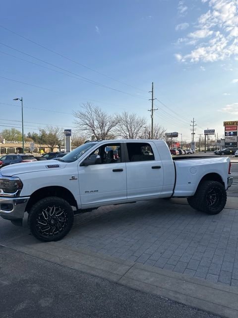 Used 2022 RAM 3500 Big Horn w/ Level A Equipment Group image 21