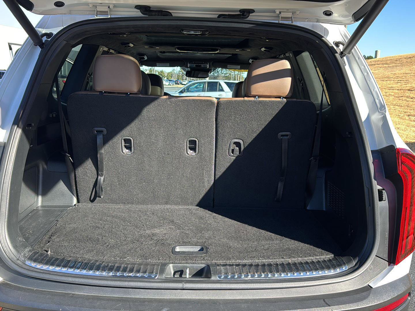 Used 2021 Kia Telluride SX w/ SX Prestige Package image 31