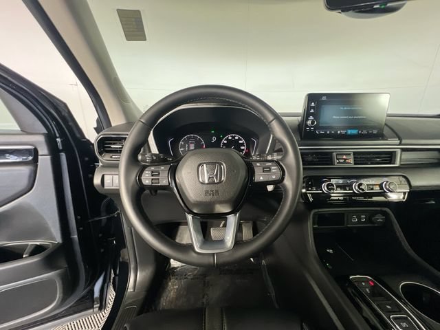 Used 2025 Honda Pilot EX-L image 14