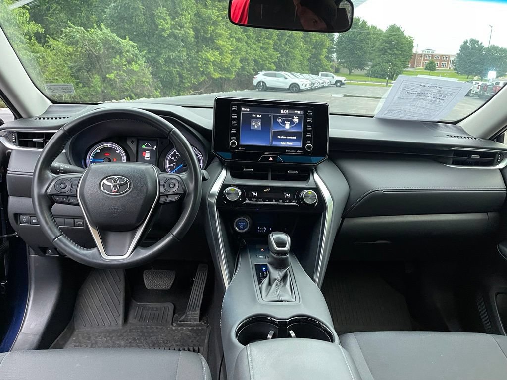 Used 2022 Toyota Venza LE AWD/4WD image 10