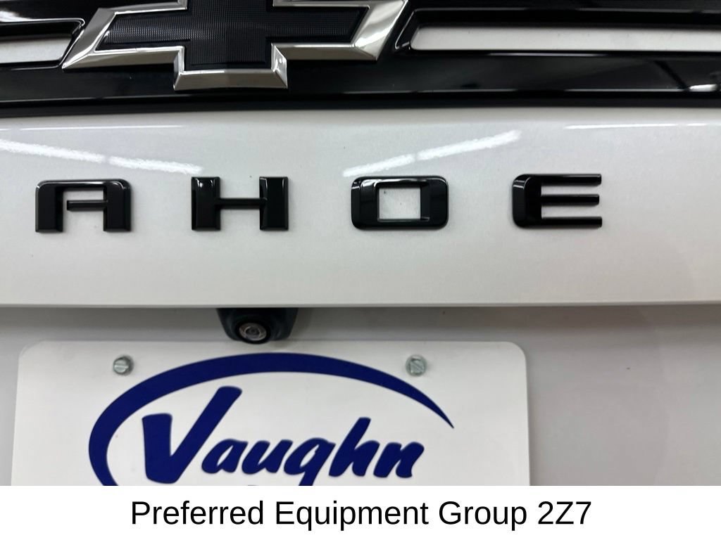 Used 2024 Chevrolet Tahoe Z71 w/ Luxury Package AWD/4WD image 18