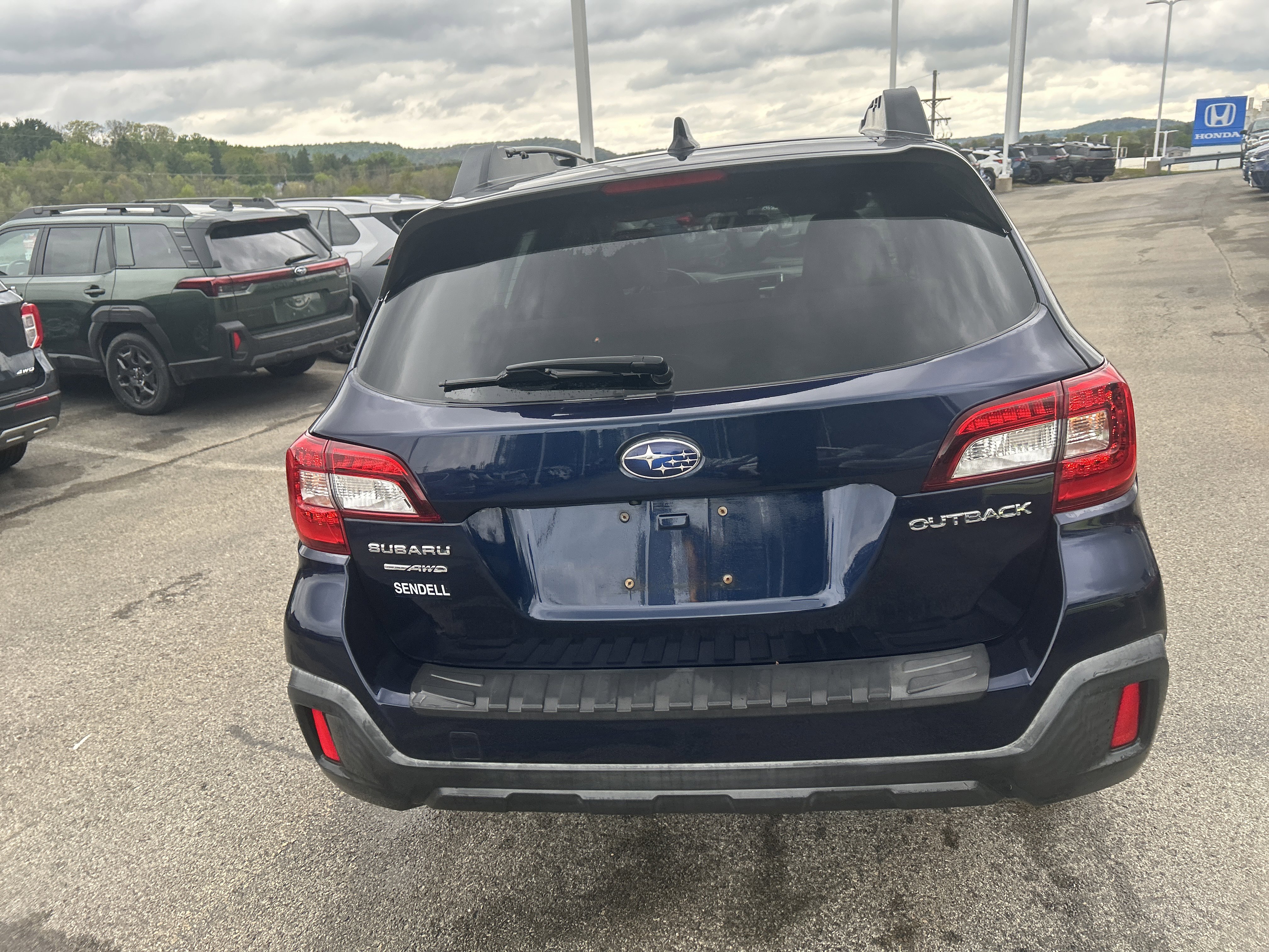 Used 2018 Subaru Outback 2.5i Premium AWD/4WD image 15