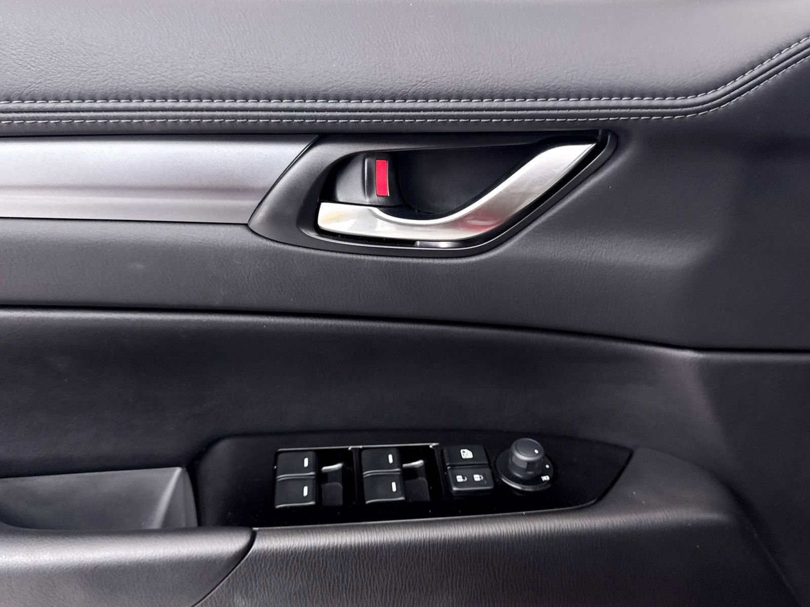 Certified 2025 MAZDA CX-5 AWD 2.5 S w/ Preferred Package image 27