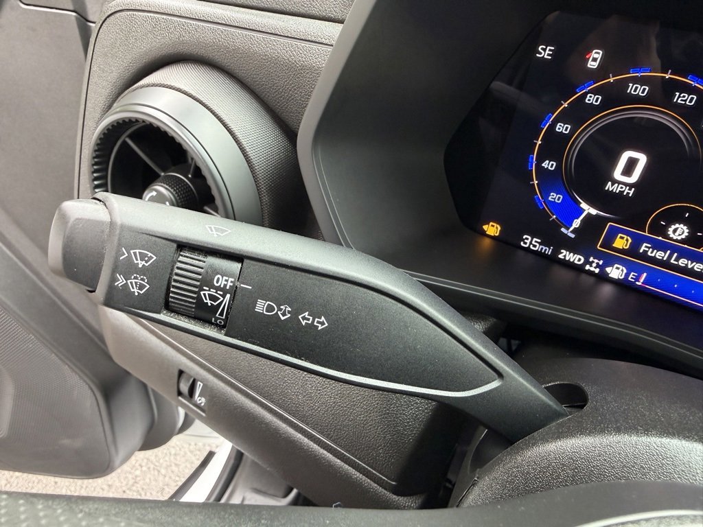 Used 2024 Chevrolet Colorado Trail Boss image 28