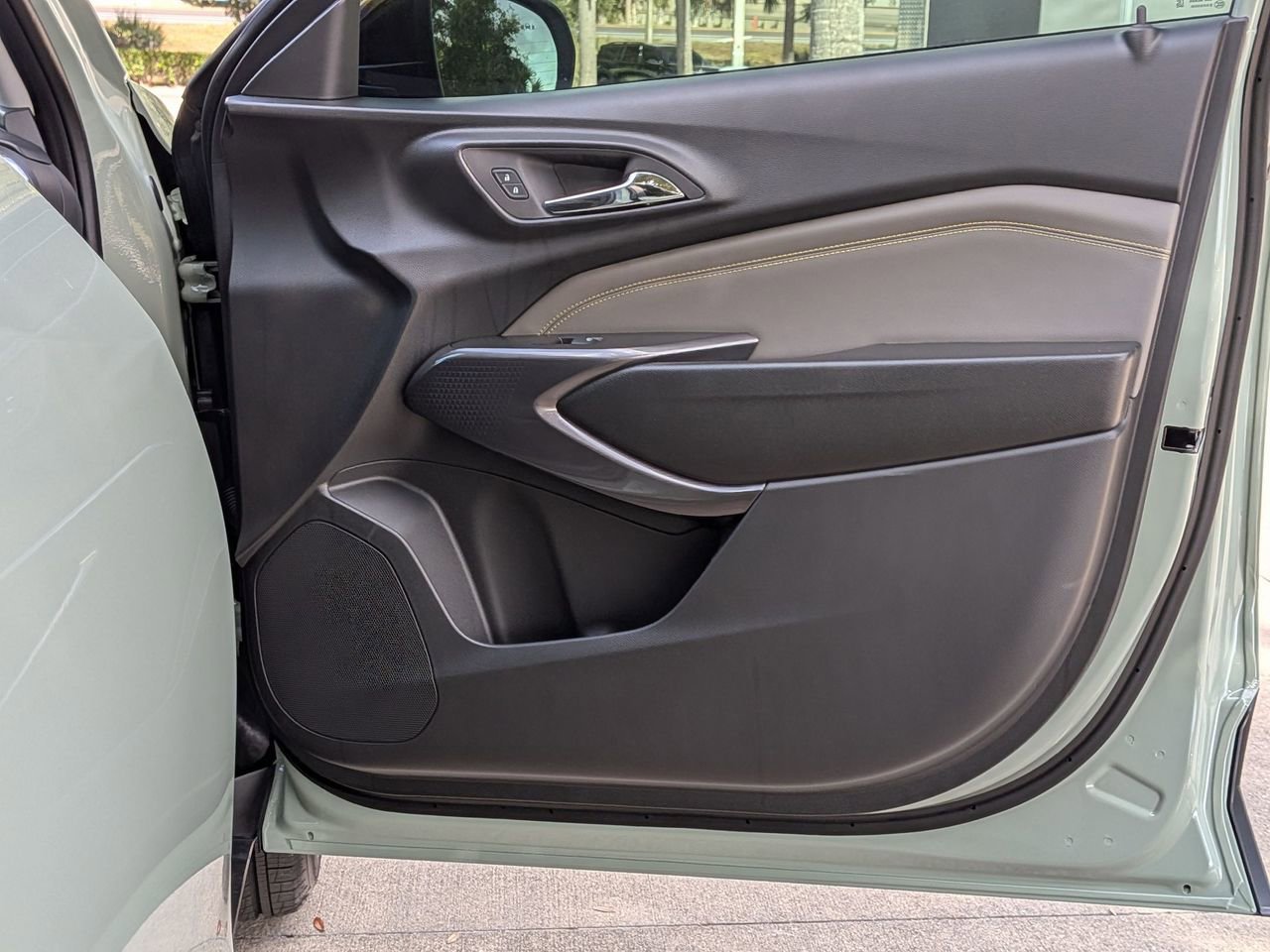 New 2026 Chevrolet Trax ACTIV w/ Sunroof Package image 19