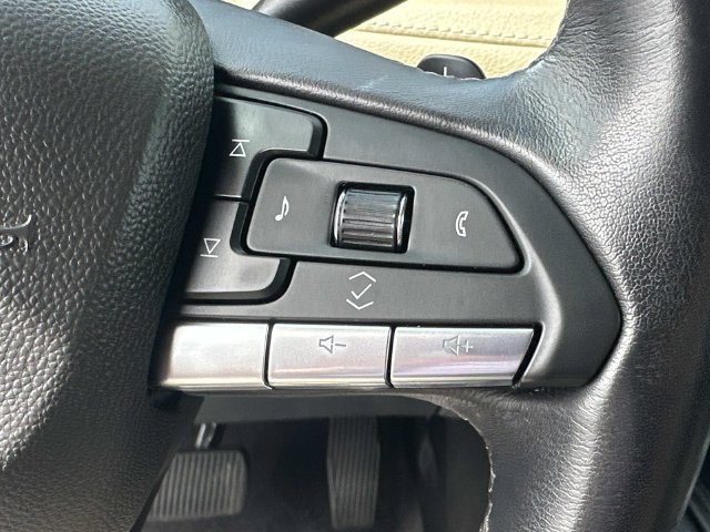 Certified 2024 Cadillac XT4 Premium Luxury FWD image 24