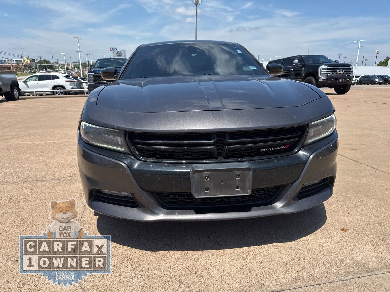Used 2016 Dodge Charger SXT w/ Plus Group RWD image 2