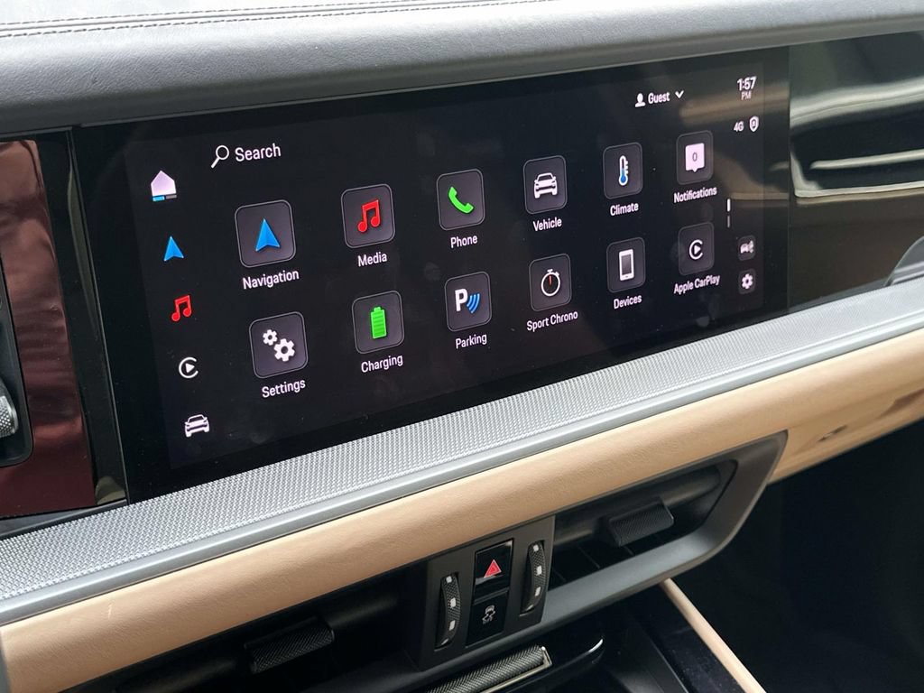 Certified 2025 Porsche Cayenne E-Hybrid AWD/4WD image 27